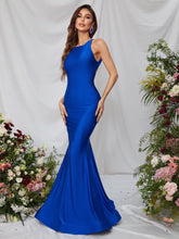 Elegantes, rückenfreies Ballkleid mit Meerjungfrau-Saum